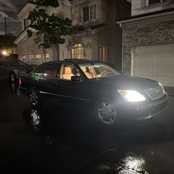 2004 Lexus LS 430