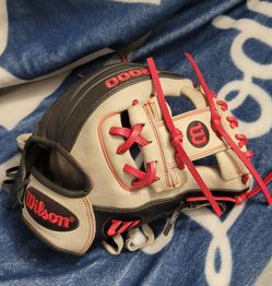 Wilson A2000