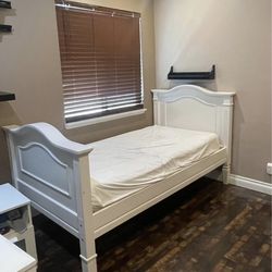 Pottery barn Twin Bunk beds