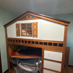 Bunk Bed House