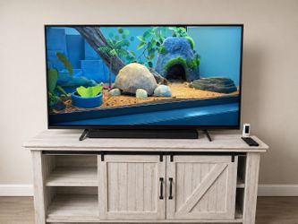 2024 Samsung 60" 4K Smart TV with sound bar