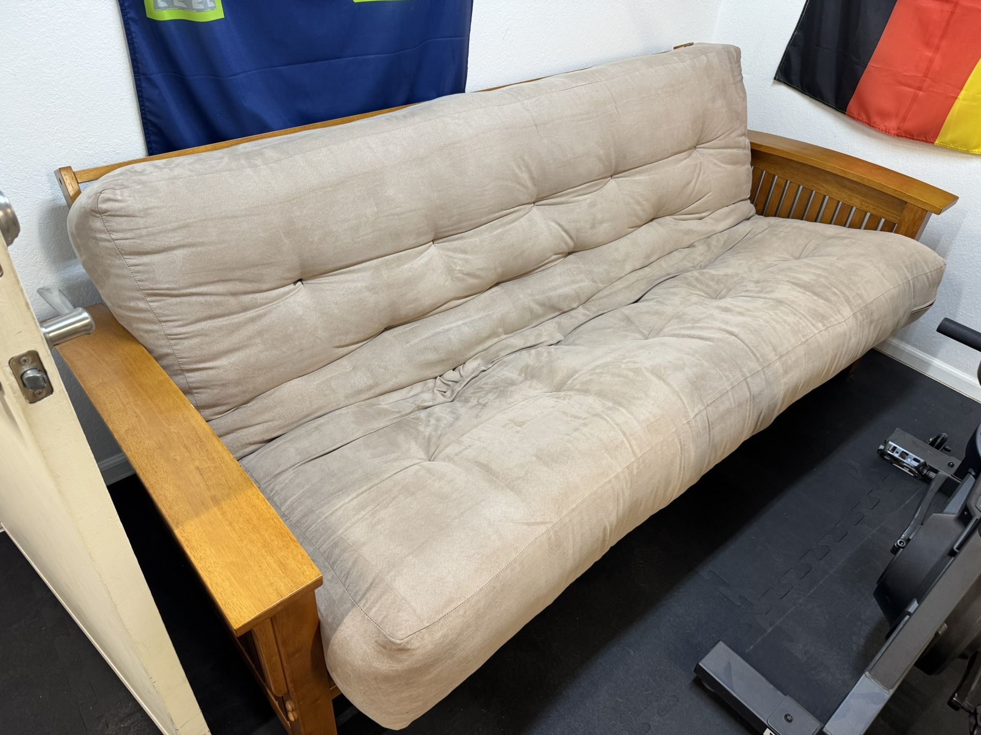 Full Size Wood Futon