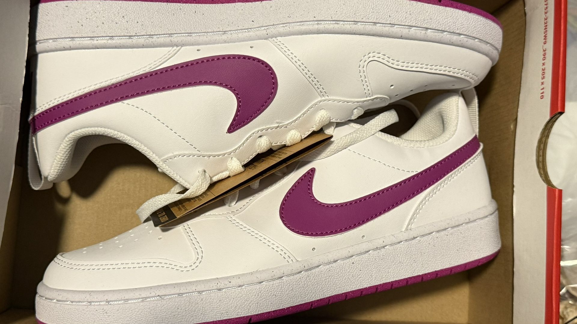Nike Kids’ Grade School Court Borough Low 2 Shoes/ SZ 7Y