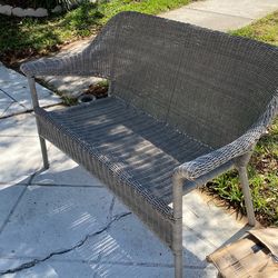 Bench in like new condition