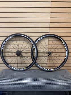 Mavic cosmic elite wheelset