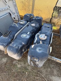 Dodge diesel fuel tanks