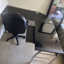 OFFICE DESK AND CHAIR