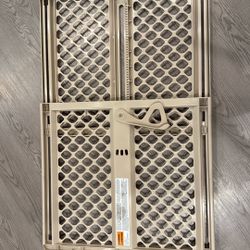 Toddler/Pet  Gate. Made In USA