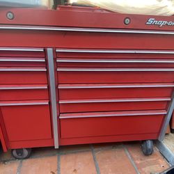 Snap On Rolling Tool Box 