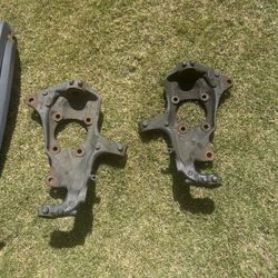GMC 2500 Steering Knuckle 