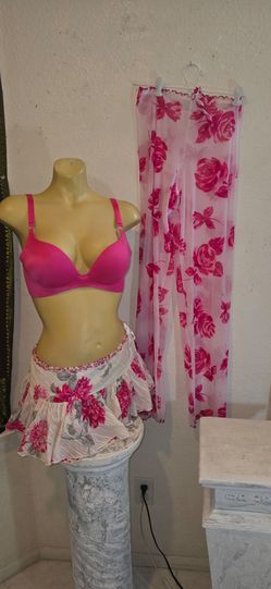 Mini skirt sheer pants bra small