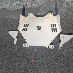 16-23 Toyota Tacoma 4x2 Cat Shield