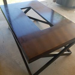 Coffee Table W/Glass Insert