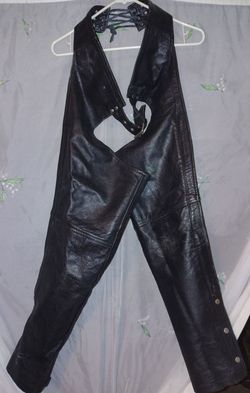 Black Real Leather Chaps w buckle closure lacing back zippers and snap buttons down legs (12-14)