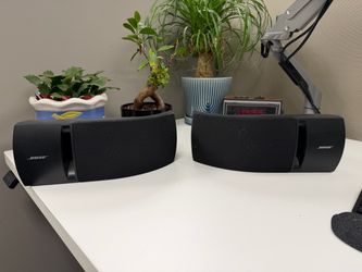 Bose 161 surround sound speakers