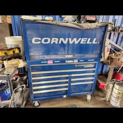 Cornwell Tool Box & Hutch