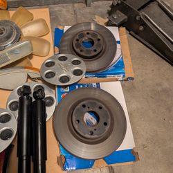 GMC  Yukon ,Chevy Tahoe And Toyota Camry 2013 Parts