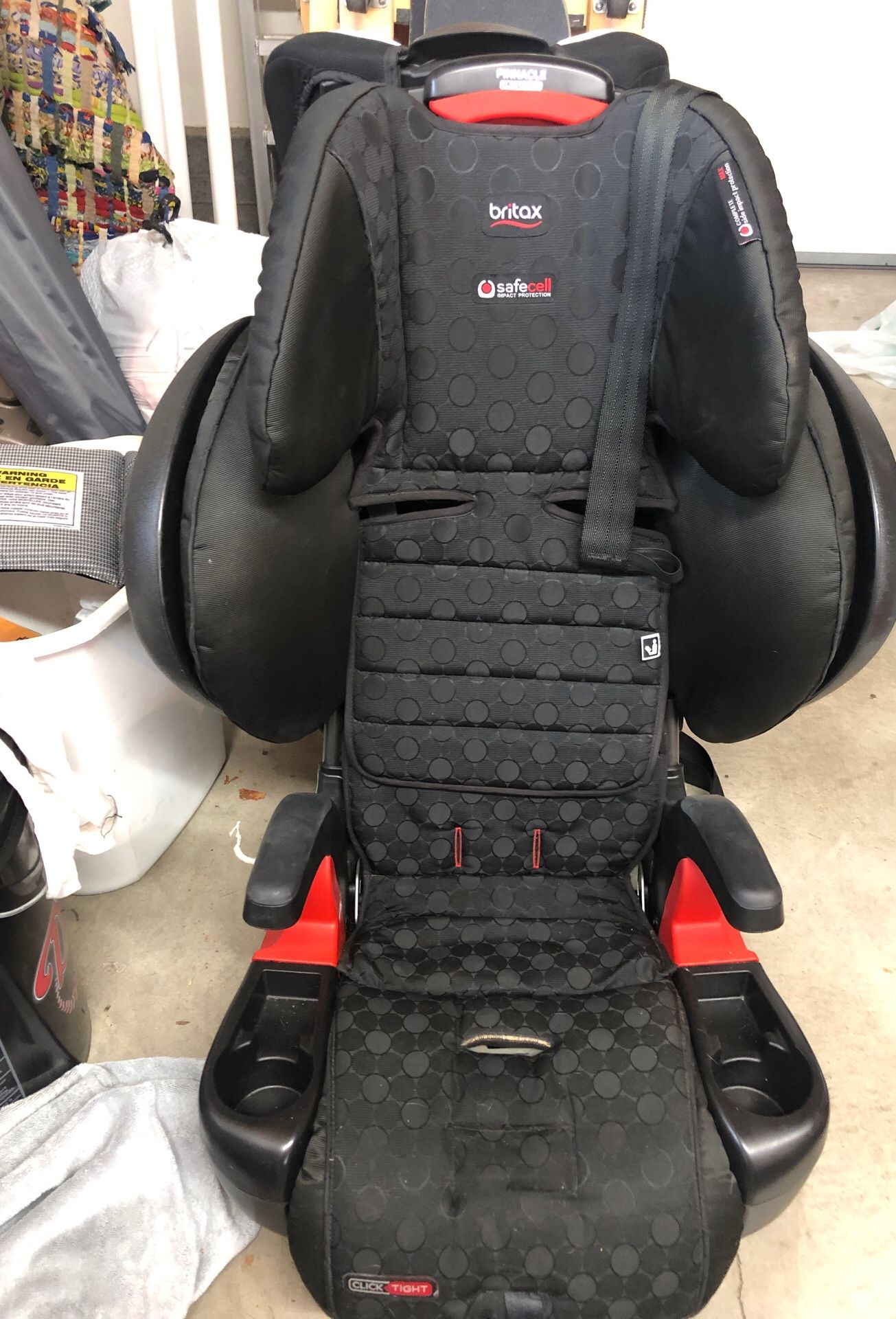Britax Pinnacle ClickTight Harness-2-Booster Car Seat - 3 Layer Impact Protection - 25 to 120 Pounds - Cool Flow Ventilating Fabric,