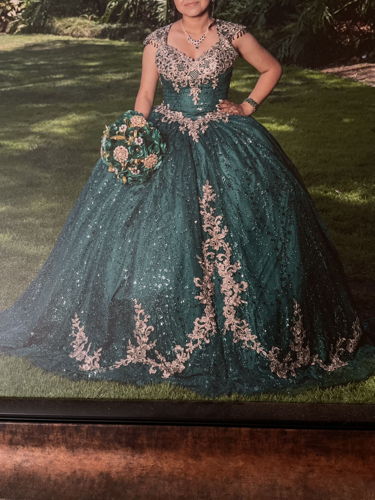 Quinceñera Dress (Emerald Green) Brand NEW Used Once 