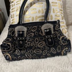 Black purse