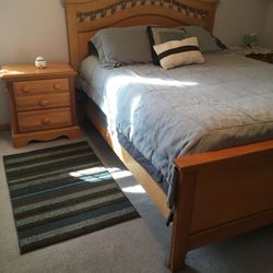 Queen size bedroom set