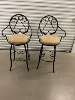 PAIR OF SWIVEL BAR STOOLS
