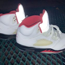 Jordan 5 Retro “Fire Red” DA1911-102 US Size 11