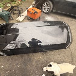 Thule Cargo Box With Quick Release Clamps