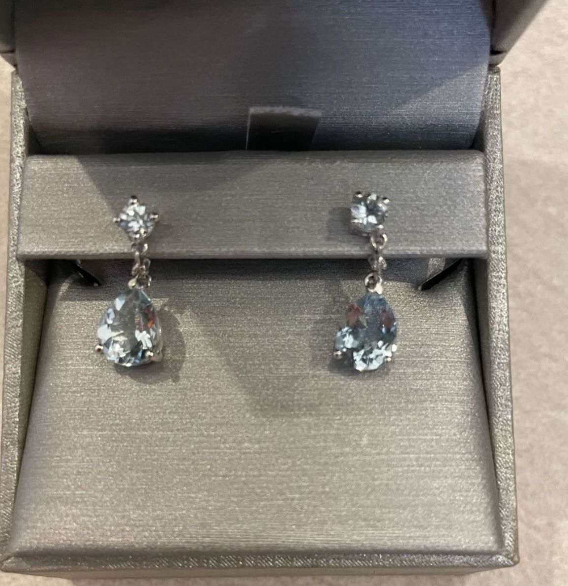 10K White Gold Pear Shaped Aquamarine & Diamond Drop Earrings