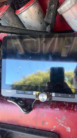 Jensen CarPlay