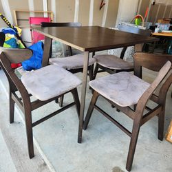 Mid-century Table and 4 Chairs