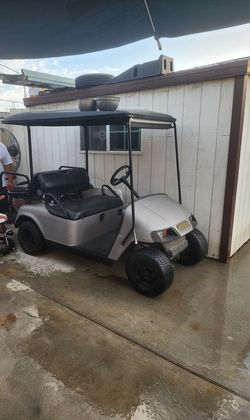 EZ GO GOLF CART
