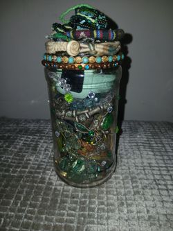 ✳️ Green themed mystery jewelry jar