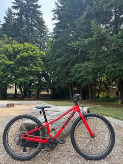 Trek Precaliber 24” Lightweight Kids Bike – Shimano 8-Speed