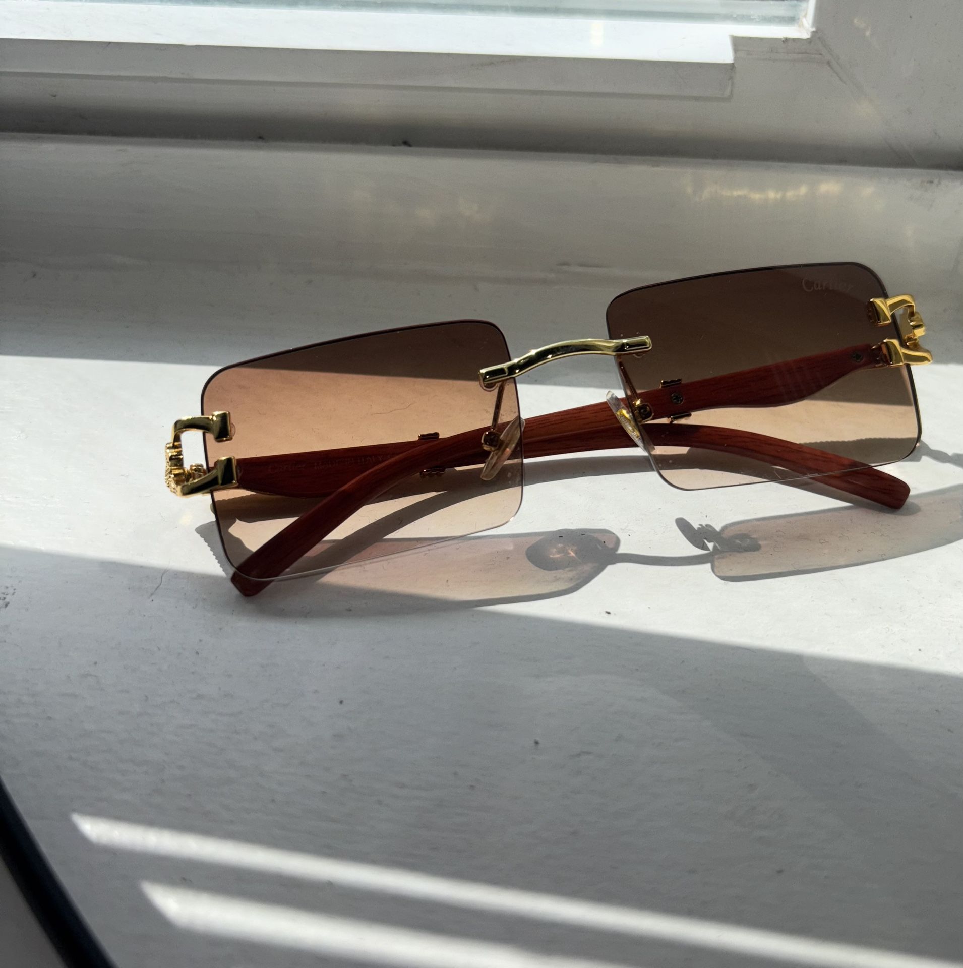 BROWN & GOLD CARTIER SUNGLASSES