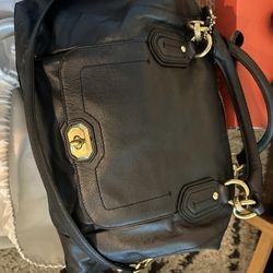 🎉 YARD SALE – Great Deals! 🎉 