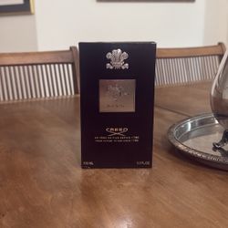 creed aventus 100ml (smells great) (negotiable)(meetup)