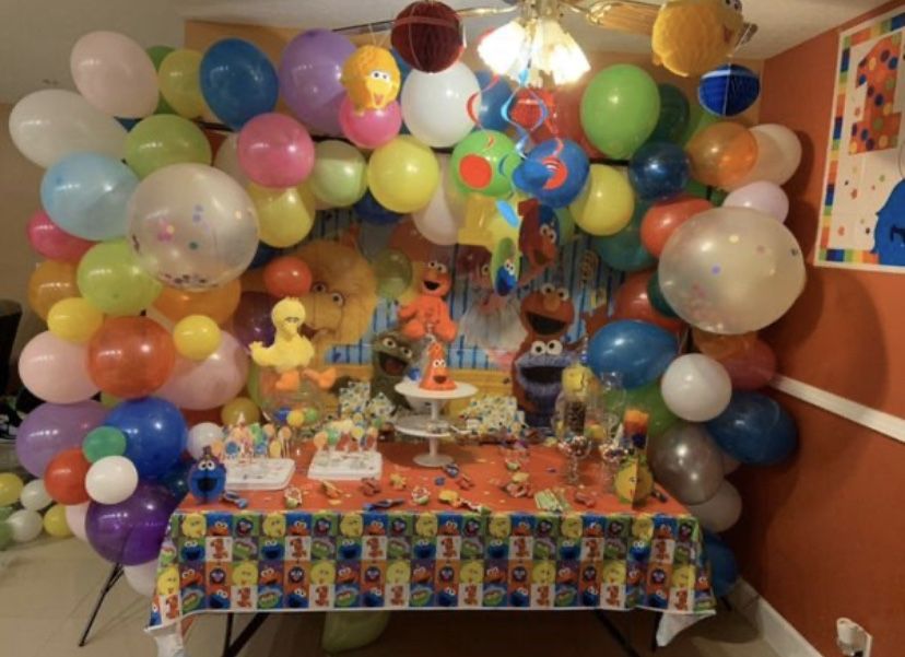 Elmo Party Decorations