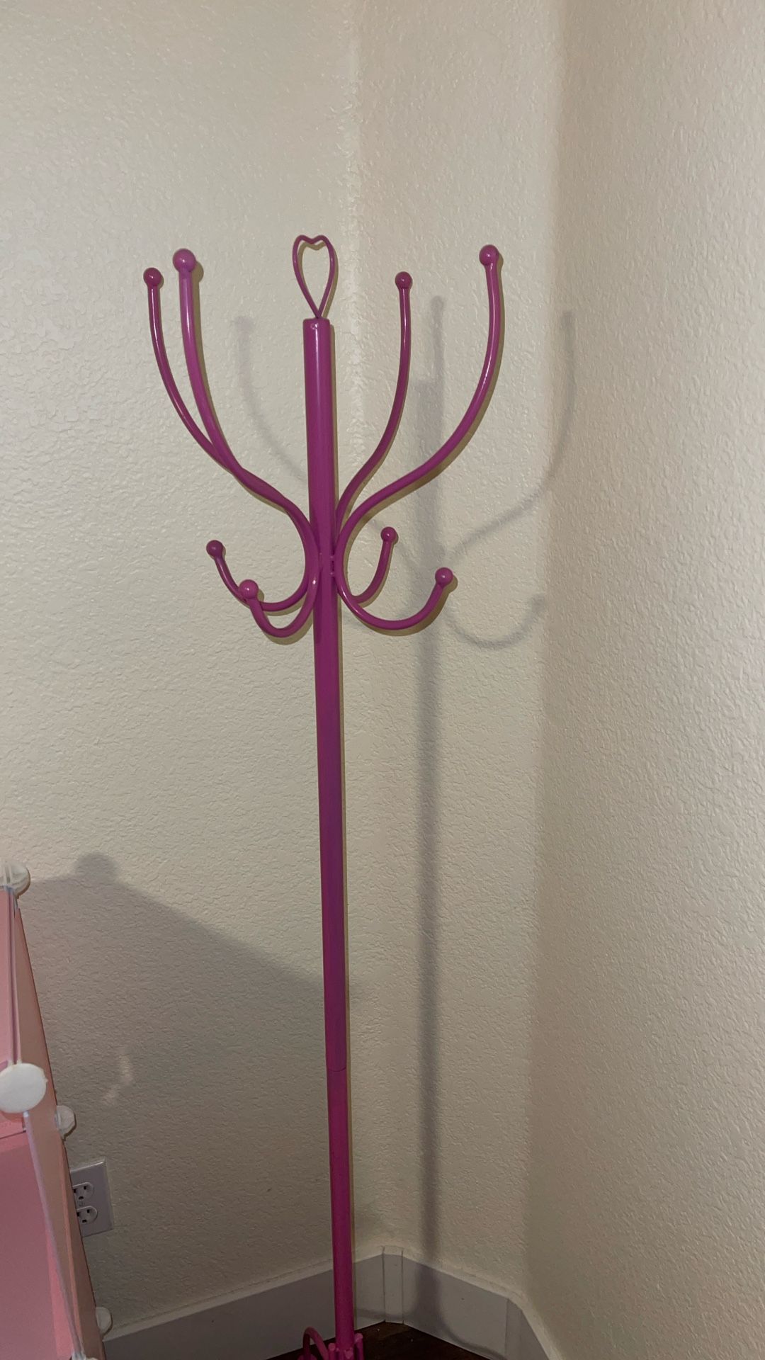 Pink Girl Coat Tree Holder Heart Hat Holder  5 Foot 