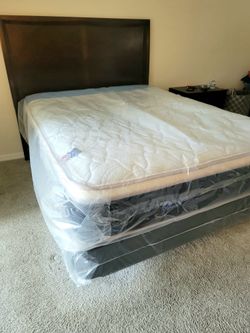 NEW QUEEN-SIZE PILLOW TOP MATTRESS AND BOX SPRING 💤