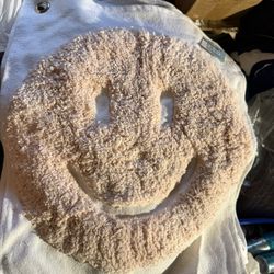 New Hobby Lobby Smiley Happy Face 15x20 Wall Decor Have 4 $8 Each 