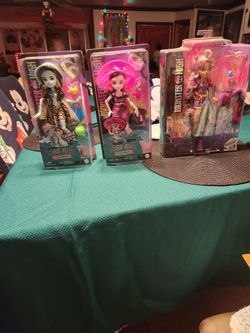 Monster high dolls