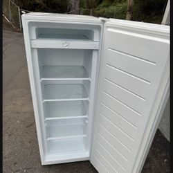 Standing Tall Upright Freezer Great For Garage  