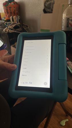 Amazon fire kids tablet  w/ blue case