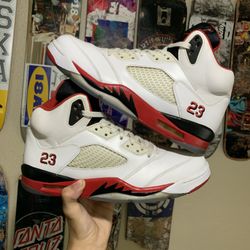 Fire Red Jordan 5 Black Tounge Size 11