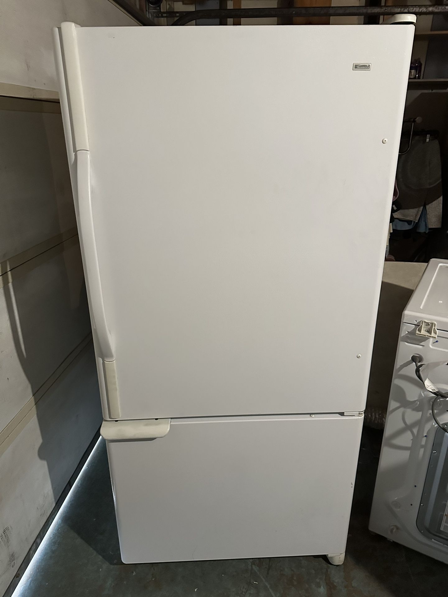 Kenmore Refrigerator 