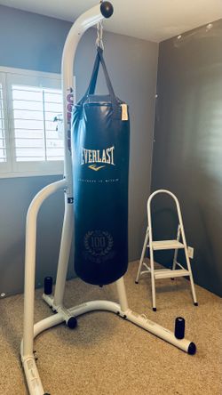 Martial Arts/ Boxing heavy bag with stand