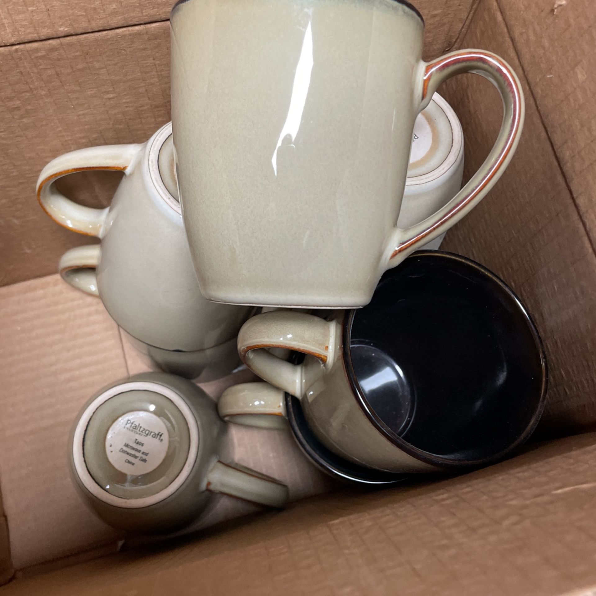 Eight Coffee /Tea Cups