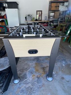 Fooseball Table - great condition