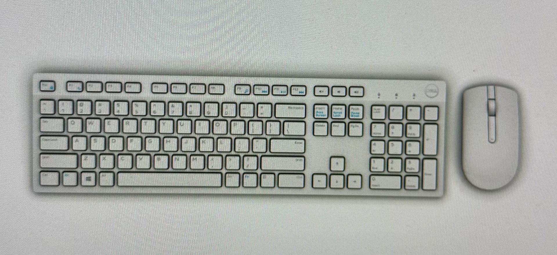 New DELL Wireless Keyboard & Mouse KM636 White Color